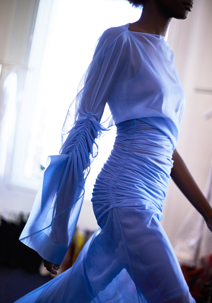 ��� ������ ������� ����� ���������� �������� Mugler ����� �����������